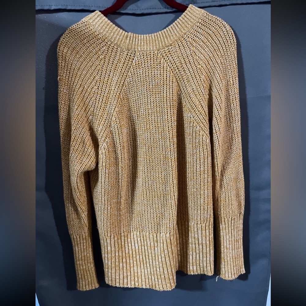 Yellow Universal Threads sweater